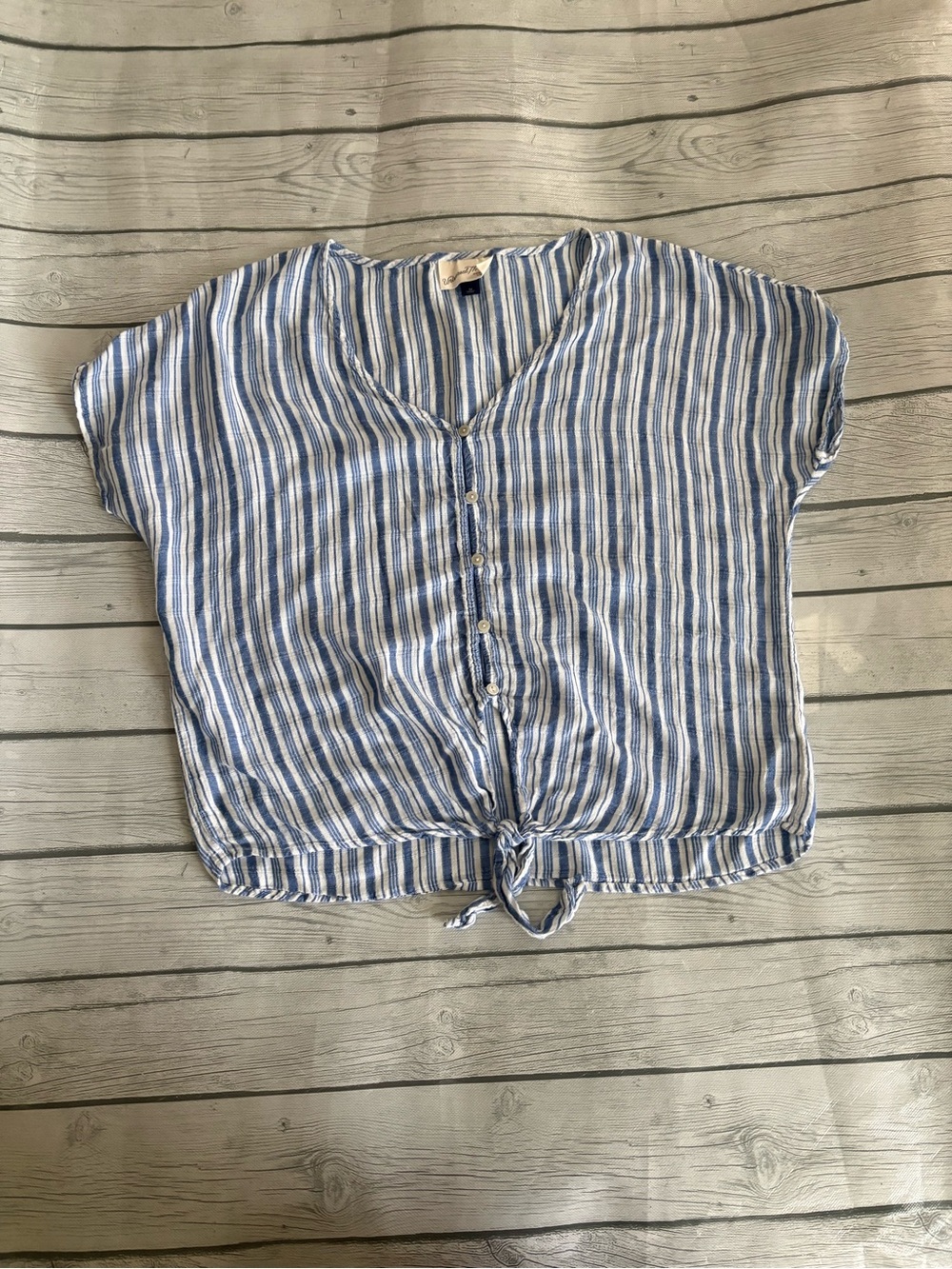 Universal Thread Blue & White Striped Button-Front Tie Blouse